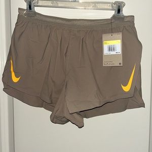 Nike Dri-FIT ADV AeroSwift 2” Running Racing Shorts CJ7837-247 Men’s Small NWT